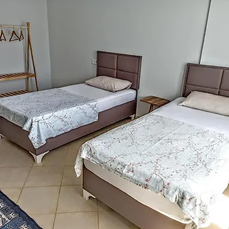 아파트 Fethiye Merkezde Ferah Ve Balkonlu 2+1 Daire